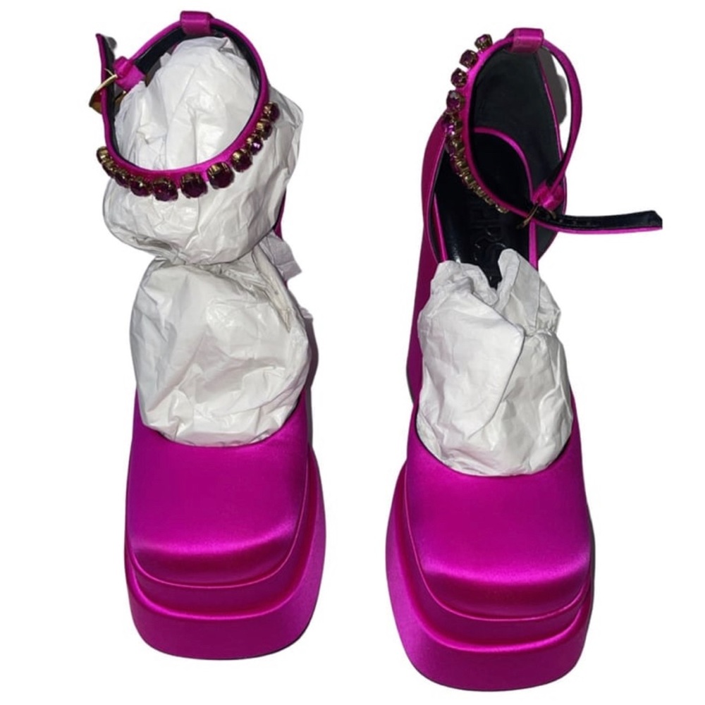 Versace Medusa Aevitas Platform Pumps